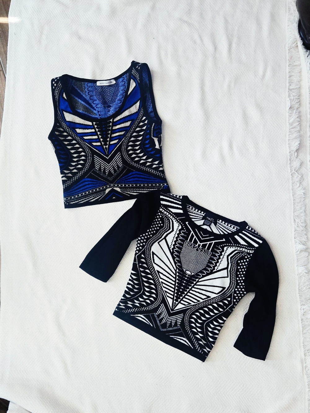 Black & Blue Geometric Pattern Crop Set